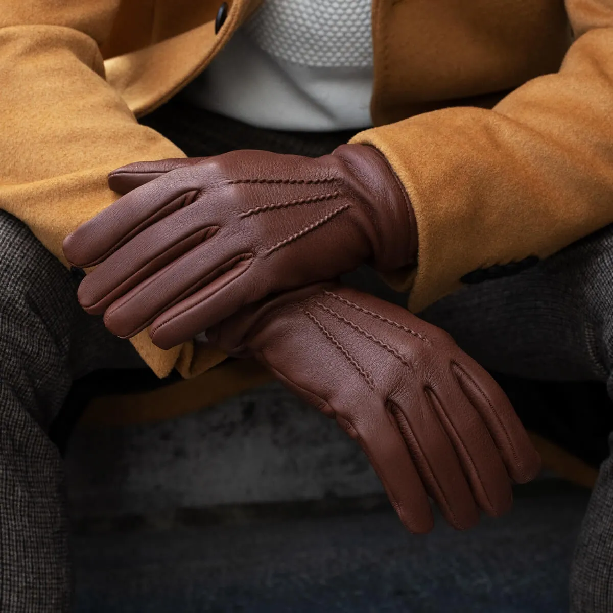 Lorenzo (brown) - Italian gloves made of American deerskin leather with cashmere lining