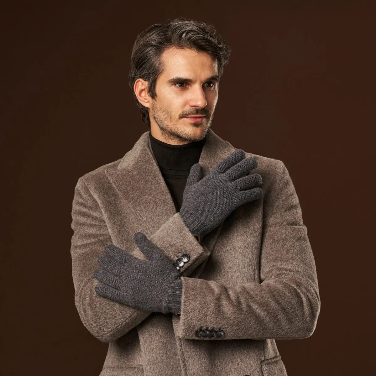 Luciano (grey) - Handmade Italian knitted wool gloves with luxurious cashmere lining